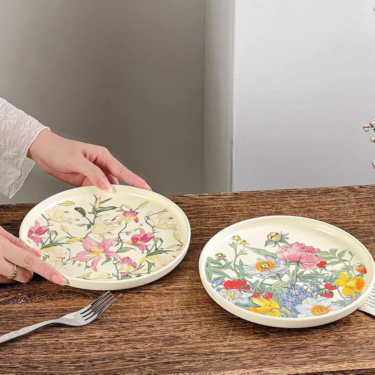 Piatto in Ceramica Floreale Cr - Vintage Collectible Dishes recensione e prezzo
