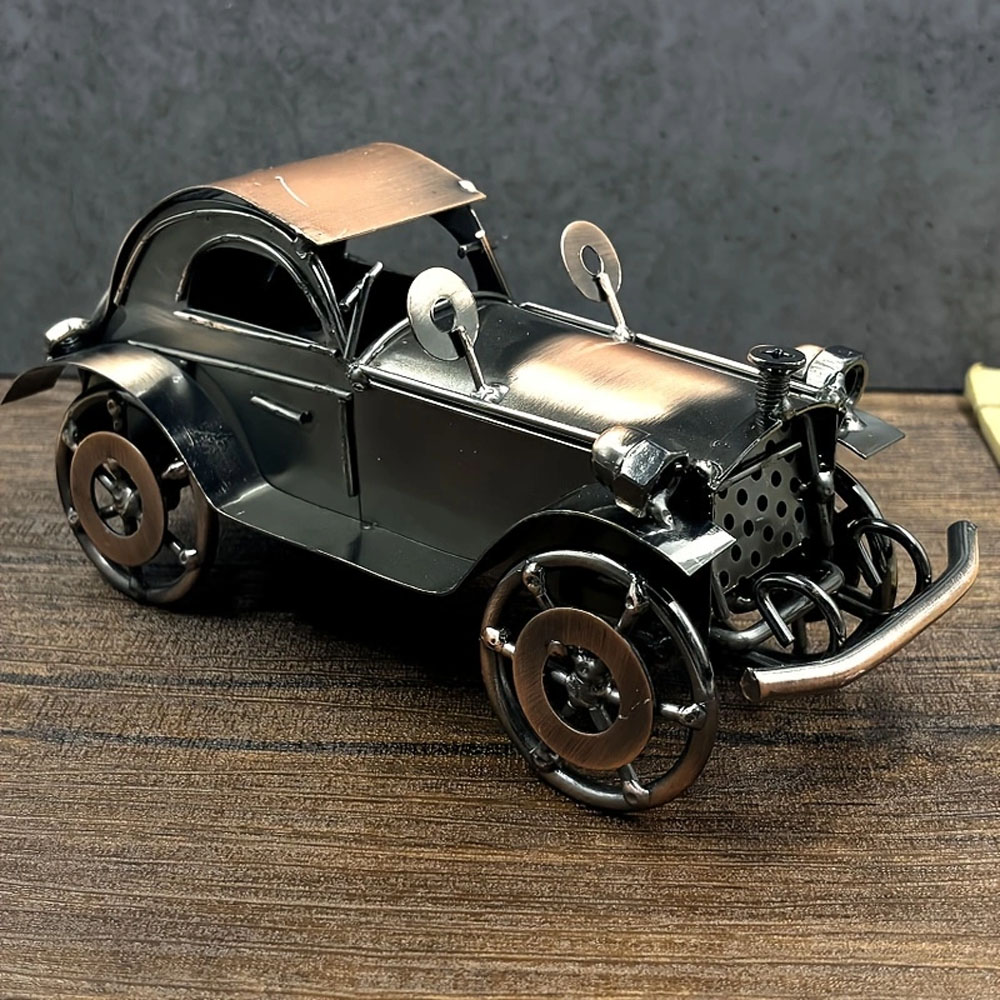 Modellino di Auto in Ferro Ant - Vintage Collectible Cars recensione e prezzo